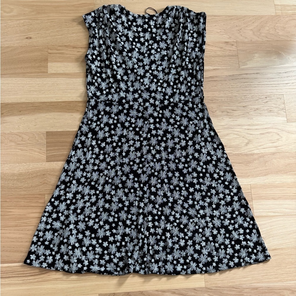 Vikki Vi Slinky jersey black & white floral dress cap sleeve size 1X - Picture 6 of 9